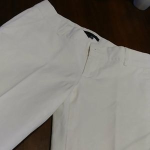 Cropped white pants